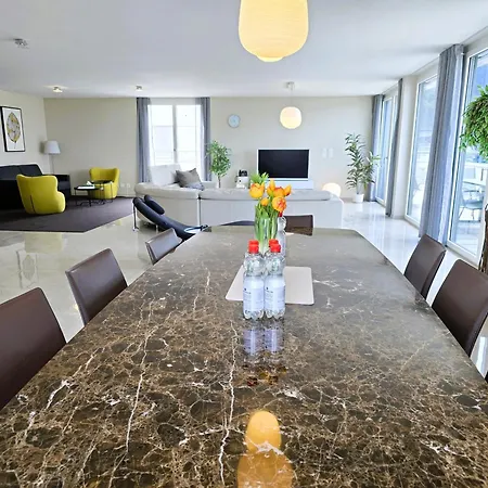 Four Bedroom Penthouse By Swiss * Montreux