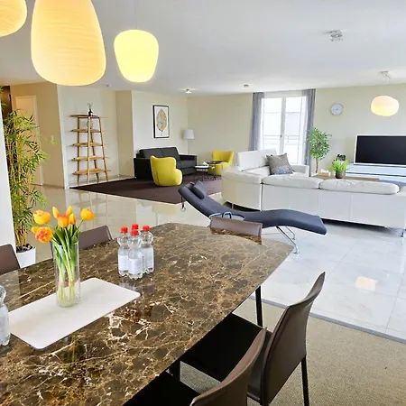アパート Four Bedroom Penthouse By Swiss