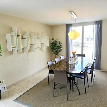Four Bedroom Penthouse By Swiss アパート
