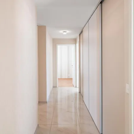 Four Bedroom Penthouse By Swiss *
