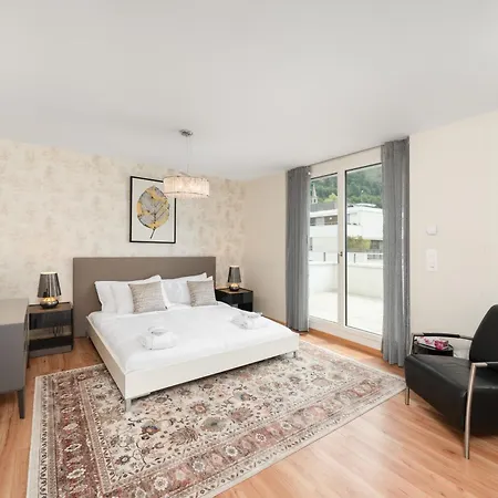 Appartement Four Bedroom Penthouse By Swiss Montreux