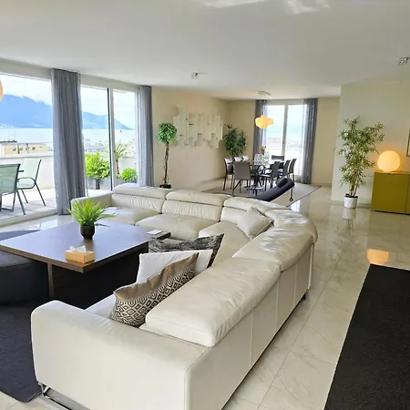 Four Bedroom Penthouse By Swiss * Montreux