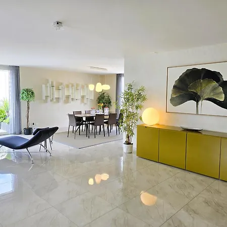 Appartement Four Bedroom Penthouse By Swiss Montreux