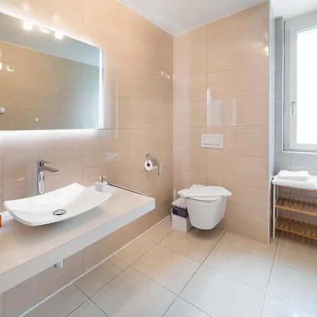 Four Bedroom Penthouse By Swiss *